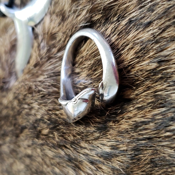 Mother & Child Dolphin Ring - Picture 2 of 5